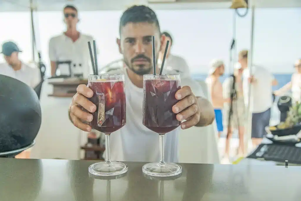 These are the cocktails served by our team to those who choose to celebrate their private boat party with us, in Mallorca.