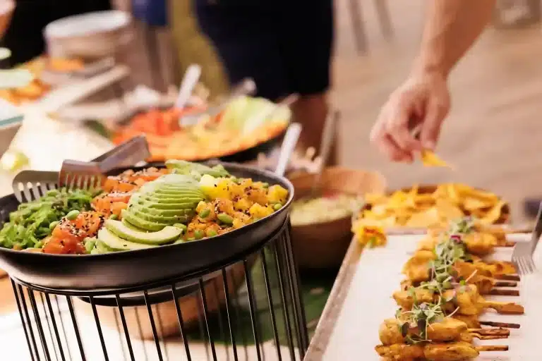 Esta es una muestra del servicio de catering pre y post boda que ofrece La Sal Catering, el proveedor que te recomendamos.