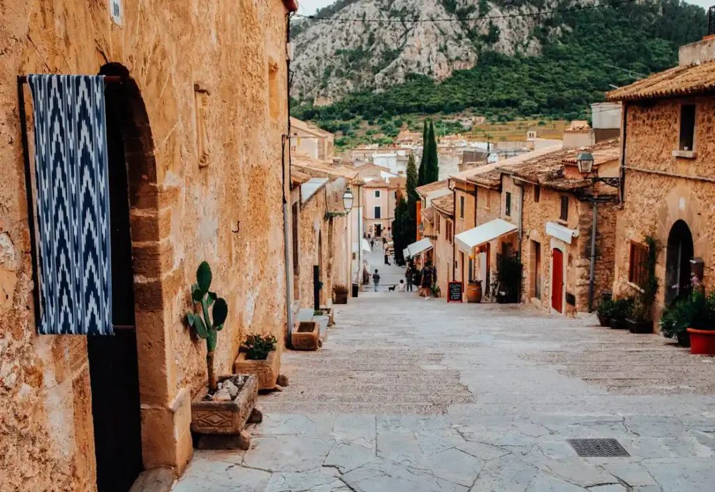 Pollnesa, uno de los pueblos del norte de Mallorca más pintorescos