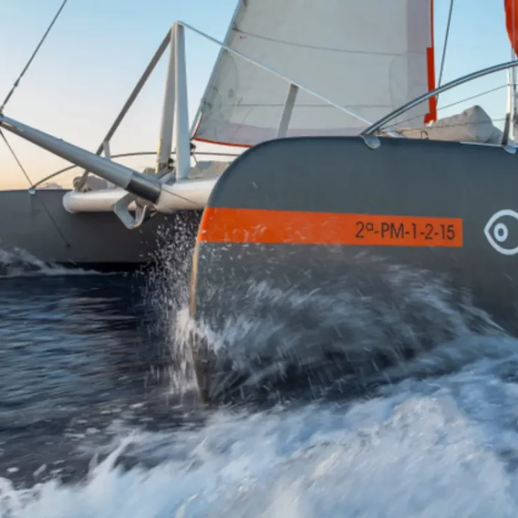 att26-catamaran-3